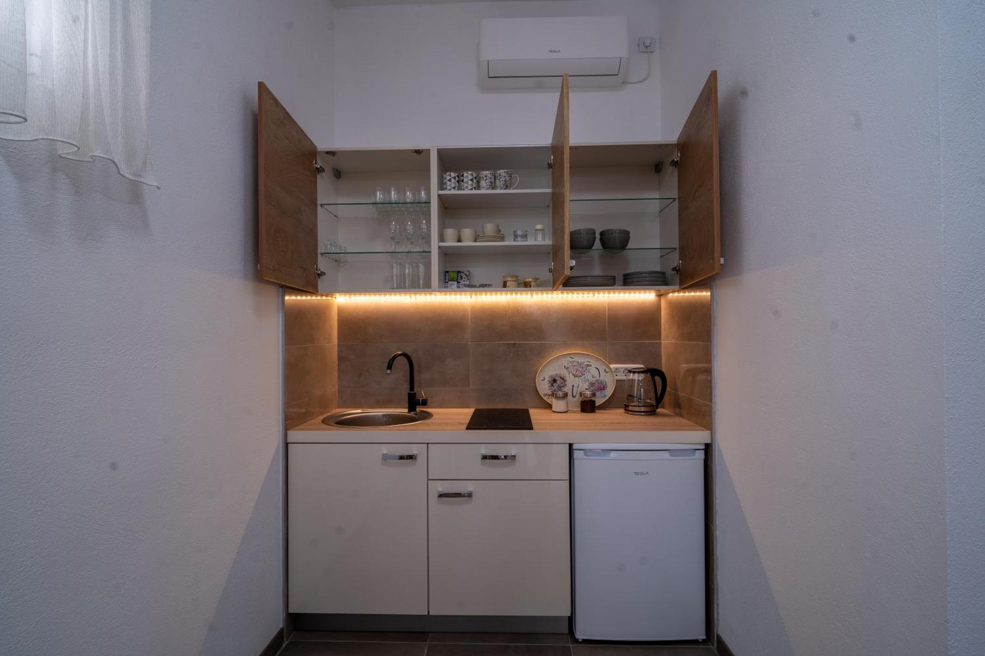 Dane Apartment Airport Podgorica Mitrovici  Luaran gambar